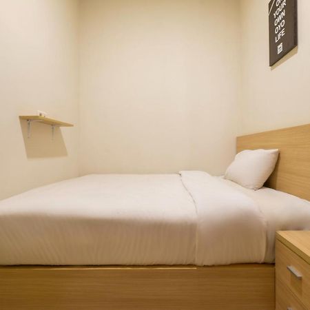 Oyo Life 2673 Rosewood Residence Karawang Eksteriør billede